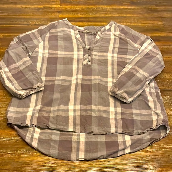 PrAna Blouse - Picture 2 of 7